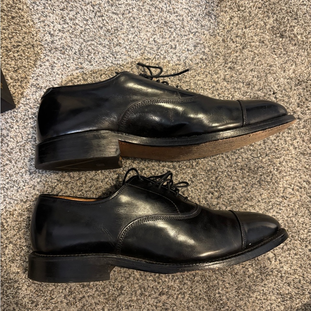 Allen Edmonds Park Avenue Cap-toe Oxford Dress Shoe - Picture 12 of 16